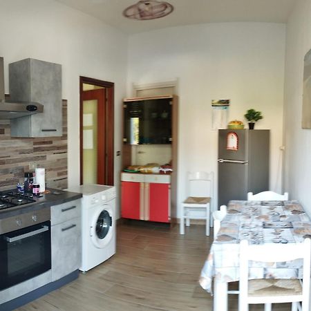 Il Bouganville Carbonia Extérieur photo